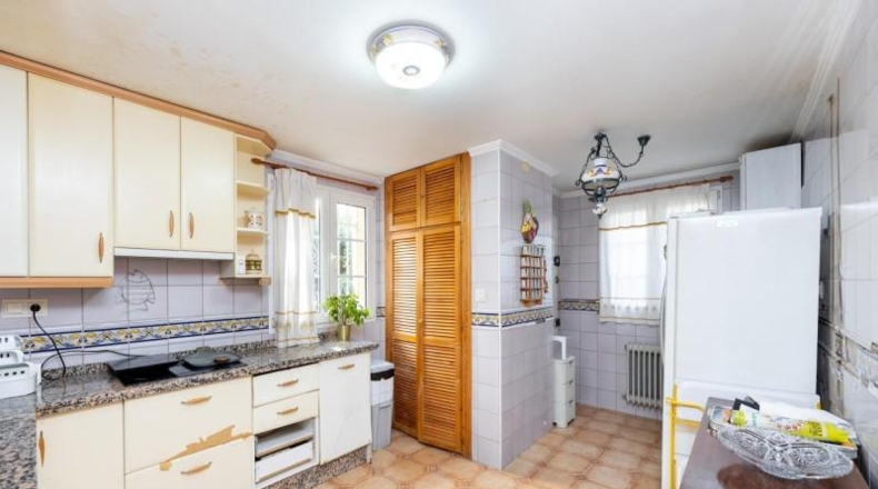 Granada - Albolote - 349m2