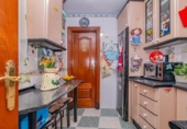Отдельно стоящий дом с участком на продажу в городе Гранада Фото