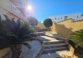 Chalet independiente con terreno en venta en la España, Orihuela, ref: TR373048 foto