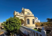 Chalet independiente con terreno en venta en la España, Orihuela, ref: TR373048 foto