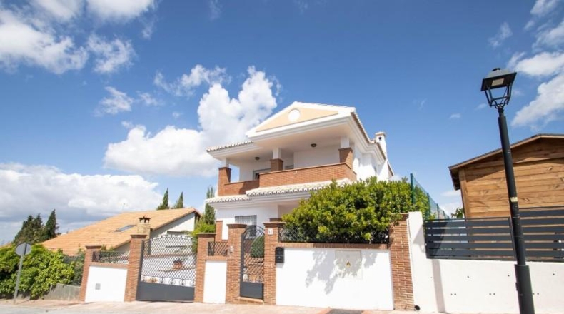 Granada - Nívar - 375m2