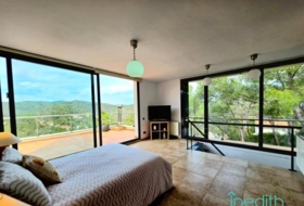 Cubelles 842&nbsp;m² 