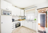 Chalet independiente con terreno en venta en la España, Chiclana de la Frontera, ref: TR411819 foto