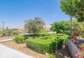 Chalet independiente con terreno en venta en la España, Cájar, ref: TR411831 foto
