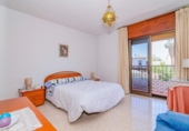 Chalet independiente con terreno en venta en la España, Cájar, ref: TR411831 foto