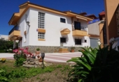 Chalet independiente con terreno en venta en la España, Cájar, ref: TR411831 foto