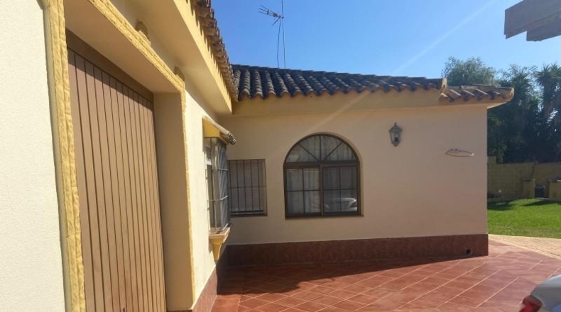 Кадис - Chiclana de la Frontera - 1088m2