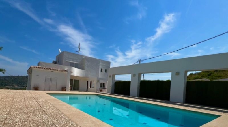Alicante - Pedreguer - 1900m2