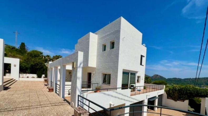 Alicante - Pedreguer - 1900m2