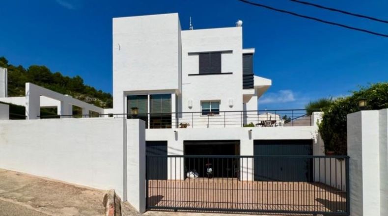 Alicante - Pedreguer - 1900m2