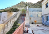 Chalet independiente con terreno en venta en la España, Alicante, ref: TR163472 foto