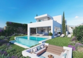 Chalet independiente con terreno en venta en la España, Estepona, ref: TR247915 foto