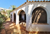 Chalet independiente con terreno en venta en la España, Moraira, ref: TR400297 foto
