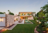 Detached villa with land for sale on España, Marbella, ref: TR347433 photo