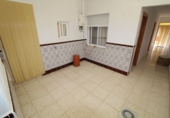 Таунхаус с участком на продажу в городе Aldea del Rey. Фото