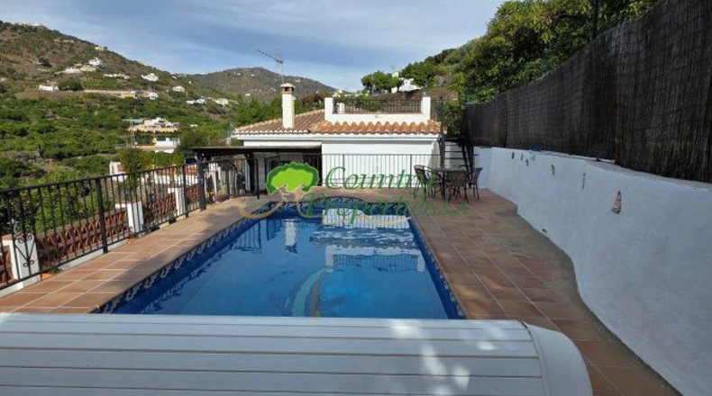 Málaga - Torrox - 1061m2