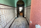 Дом с участком на продажу в городе La Puebla de Cazalla Фото