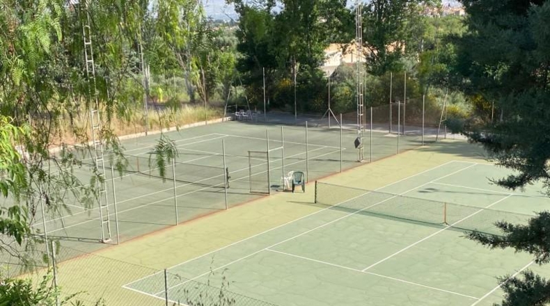 Granada - Gójar - 628m2