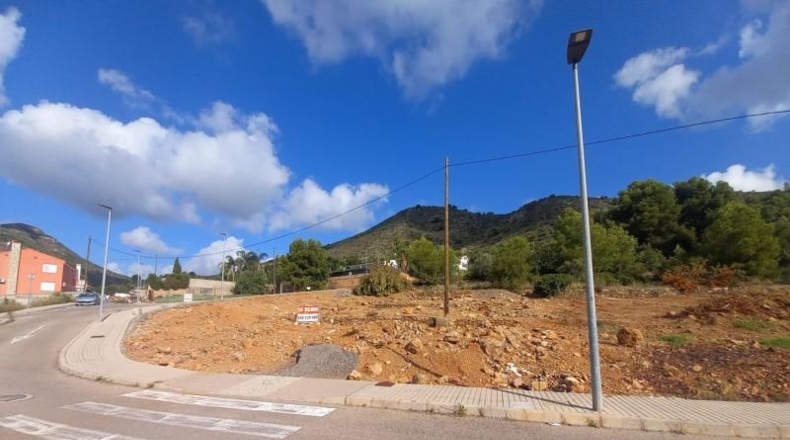 Кастельон - la Vall d'Uixó - 653m2