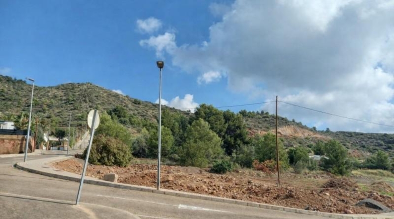 Кастельон - la Vall d'Uixó - 653m2