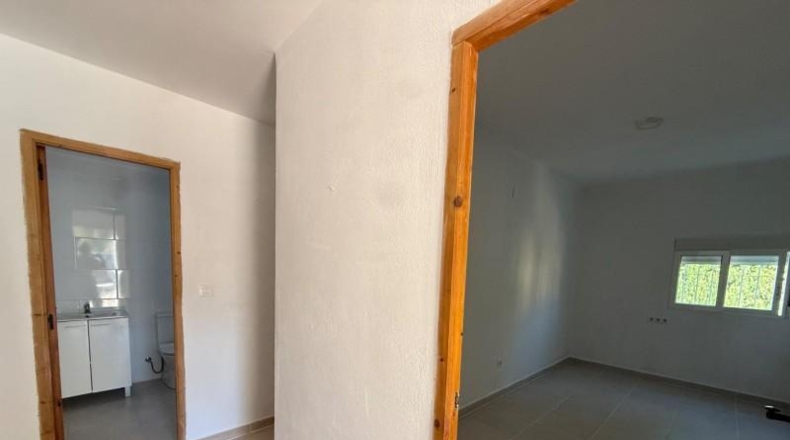 Аликанте - Долорес - 870m2