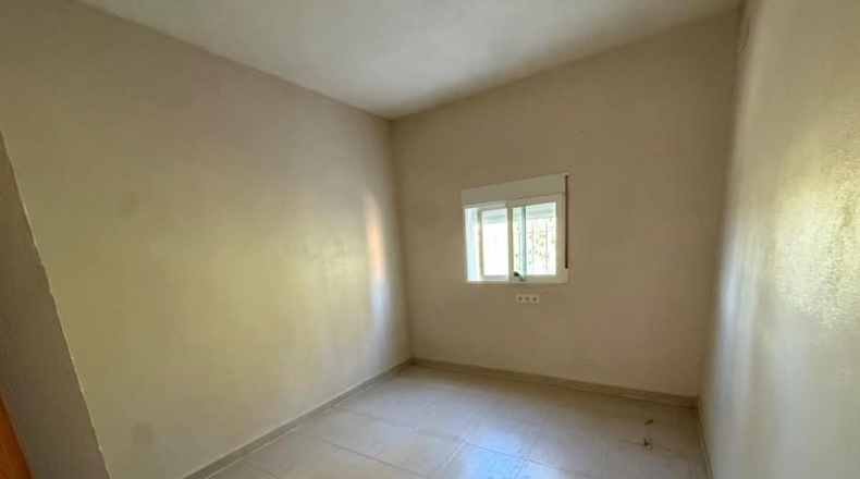 Аликанте - Долорес - 870m2