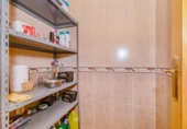 Отдельно стоящий дом с участком на продажу в городе Íllora Фото