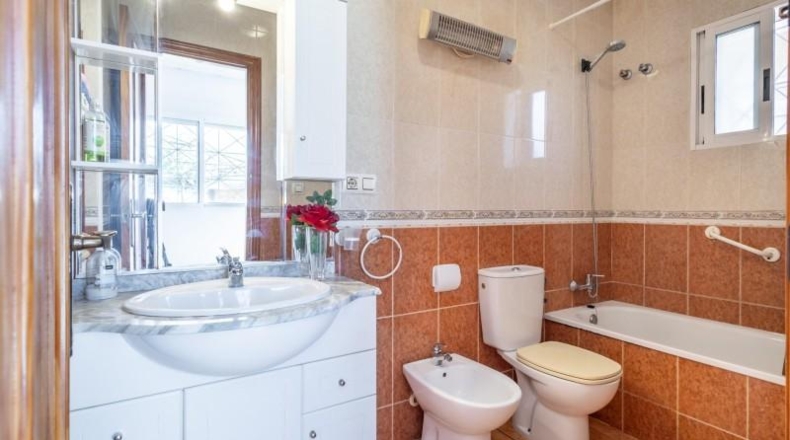Alicante - Torrevieja - 225m2