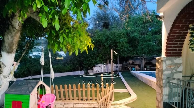 Córdoba - Lucena - 800m2