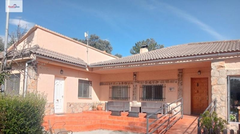 Ávila - Maello - 2065m2