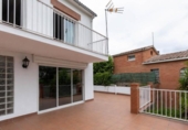 Chalet independiente con terreno en venta en la España, Esparreguera, ref: TR411974 foto
