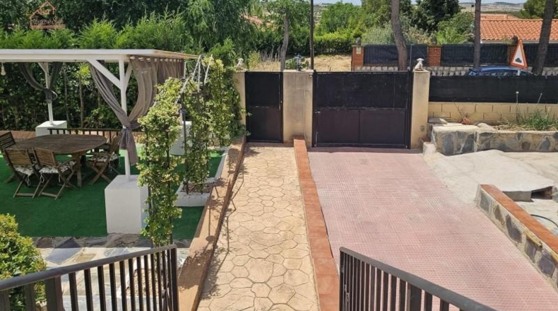 Comunidad de Madrid - Chinchón - 242m2