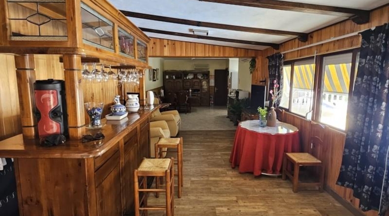 Касерес - Malpartida de Cáceres - 7000m2