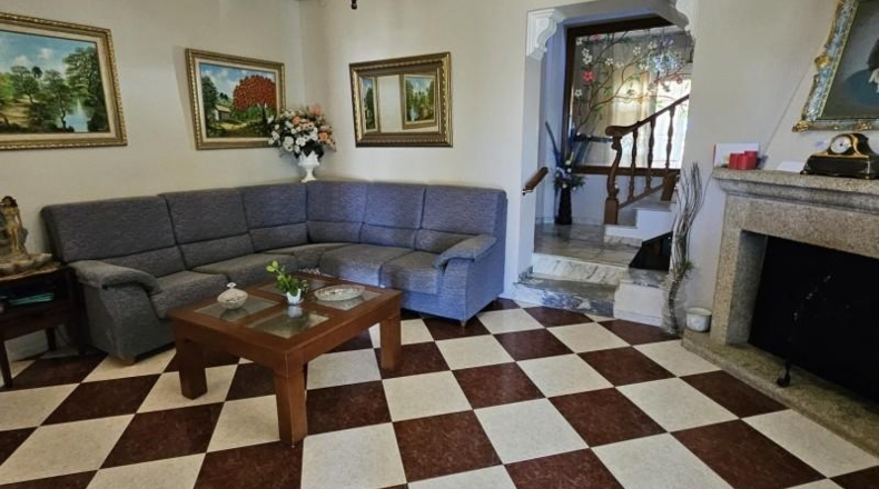 Касерес - Malpartida de Cáceres - 7000m2