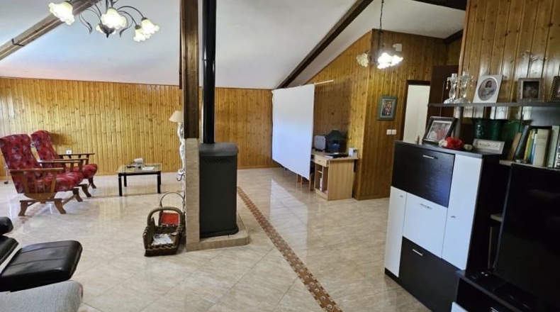 Касерес - Malpartida de Cáceres - 7000m2