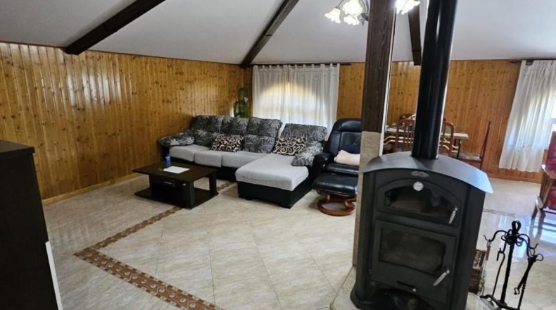 Касерес - Malpartida de Cáceres - 7000m2
