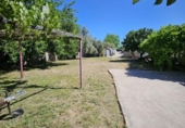 Отдельно стоящий дом с участком на продажу в городе Malpartida de Cáceres Фото