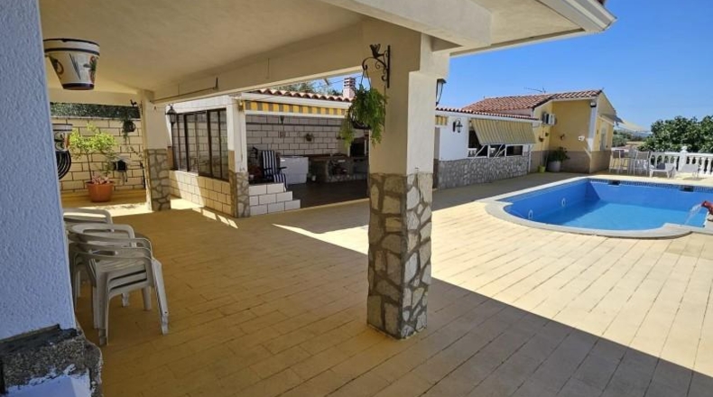 Касерес - Malpartida de Cáceres - 7000m2