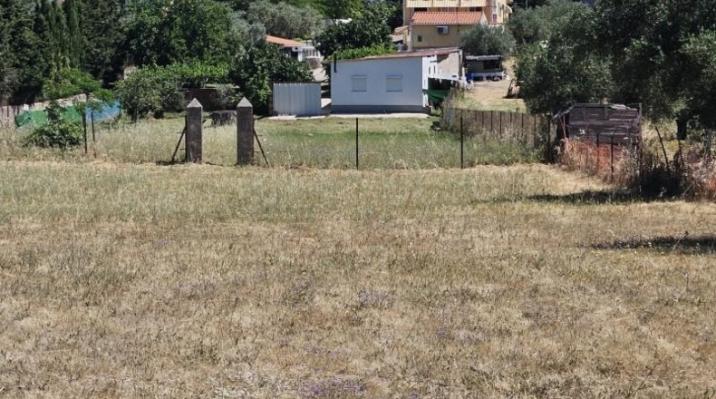 Касерес - Malpartida de Cáceres - 7000m2