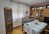 Отдельно стоящий дом с участком на продажу в городе Malpartida de Cáceres Фото