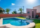 Chalet independiente con terreno en venta en la España, Chiclana de la Frontera, ref: TR411991 foto