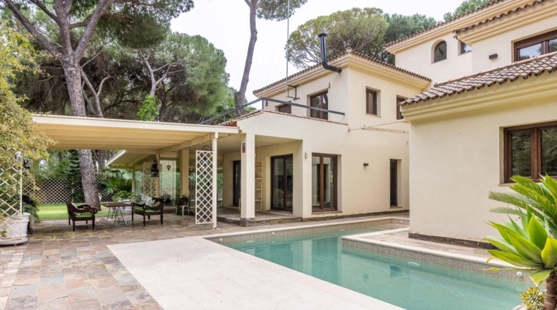 Sevilla - Bollullos de la Mitación - 330m2
