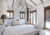 Chalet independiente con terreno en venta en Bollullos de la Mitación ref: TR406226 foto