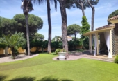 Chalet independiente con terreno en venta en Bollullos de la Mitación ref: TR406226 foto