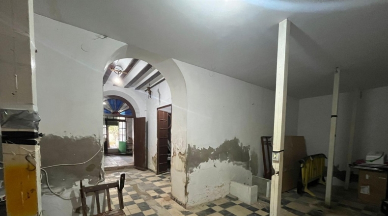 Хуэльва - La Palma del Condado - 369m2