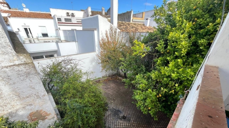 Хуэльва - La Palma del Condado - 369m2