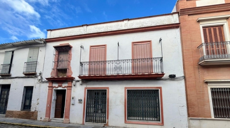 Хуэльва - La Palma del Condado - 369m2