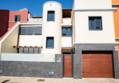 Chalet adosado con terreno en venta en la TABARES, Ingenio, ref: TR410886 foto