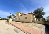 Chalet independiente con terreno en venta en els Poblets ref: TR405908 foto