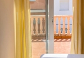 Chalet adosado con terreno en venta en Chilches ref: TR405905 foto